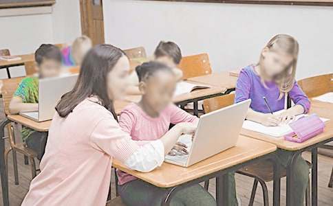 小学生如何开始学习篮球接球技巧?_2